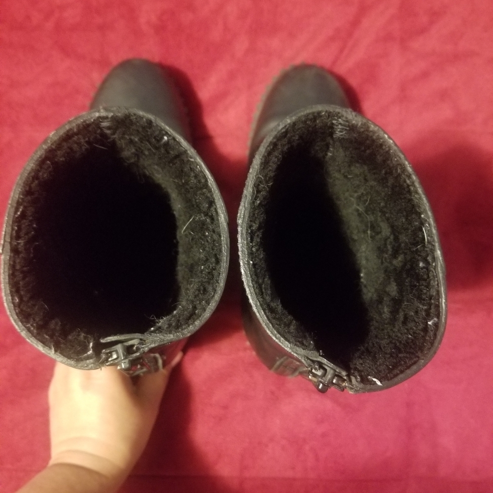 BLack FENDI black leather winter ankle boots Size 36 1/2 - Picture 9 of 10